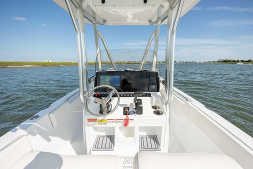 Sea Hunt Ultra 234 image