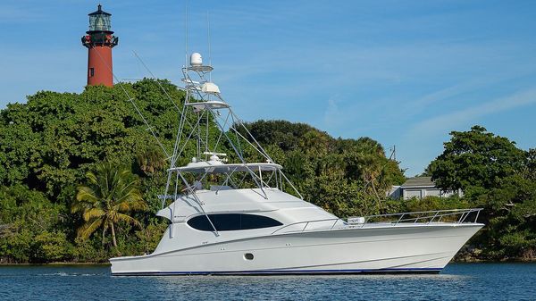 Hatteras 68 Convertible