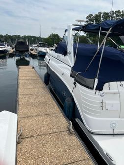 Rinker 300 Express Cruiser image