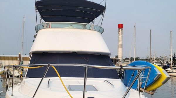 Bayliner 4087 Cockpit Motoryacht 