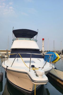 Bayliner 4087-COCKPIT-MOTORYACHT - main image