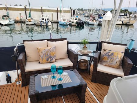 Bayliner 4087-COCKPIT-MOTORYACHT image