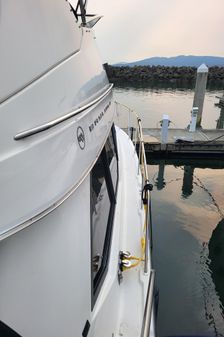 Bayliner 4087-COCKPIT-MOTORYACHT image