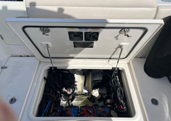 Boston Whaler 280 Outrage image