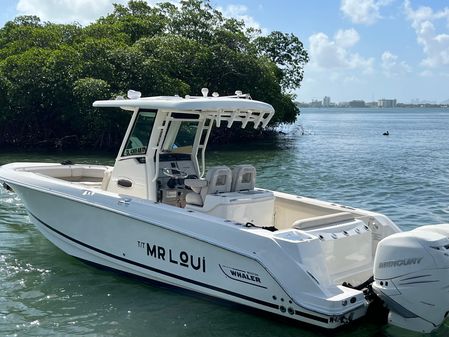 Boston Whaler 280 Outrage image