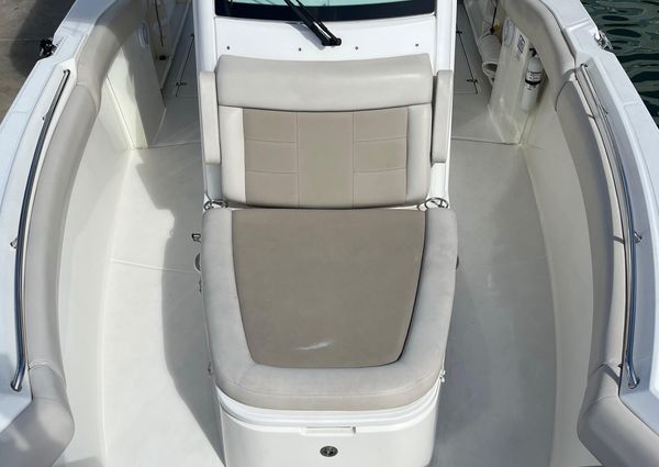 Boston Whaler 280 Outrage image