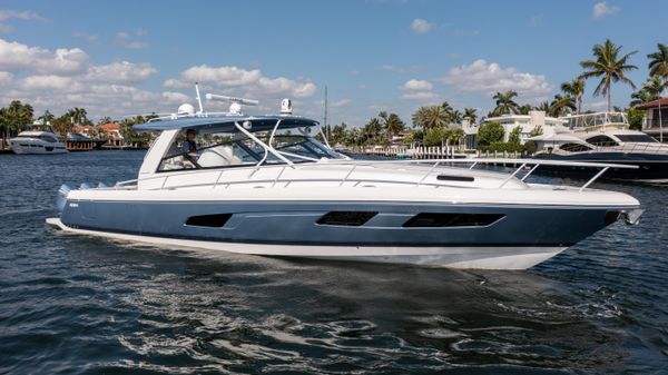 Intrepid 477 Evolution