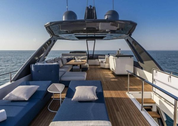 Ferretti Yachts 780 image