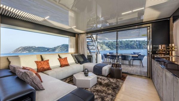 Ferretti Yachts 780 image