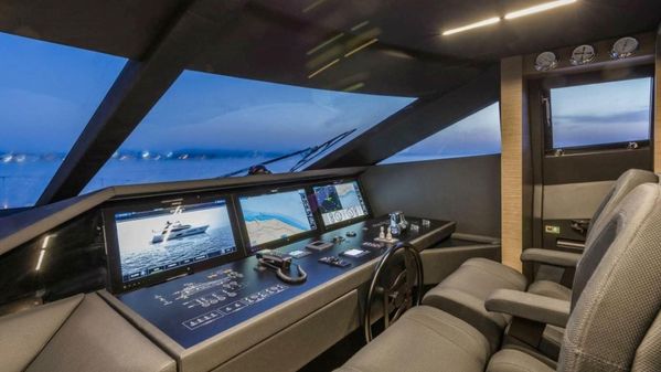 Ferretti Yachts 780 image