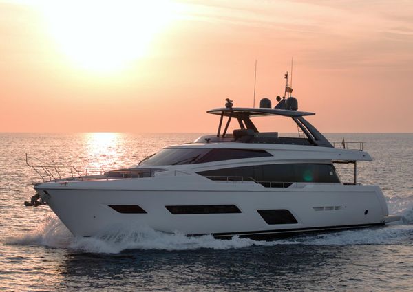 Ferretti Yachts 780 image