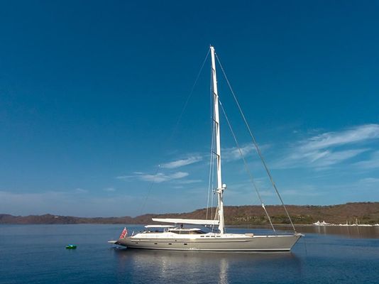 Alloy-yachts SLOOP - main image