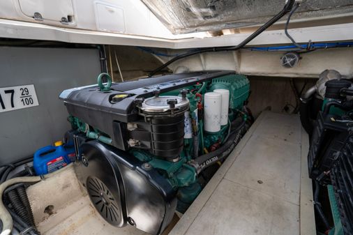 Chris-Craft Roamer 40 image