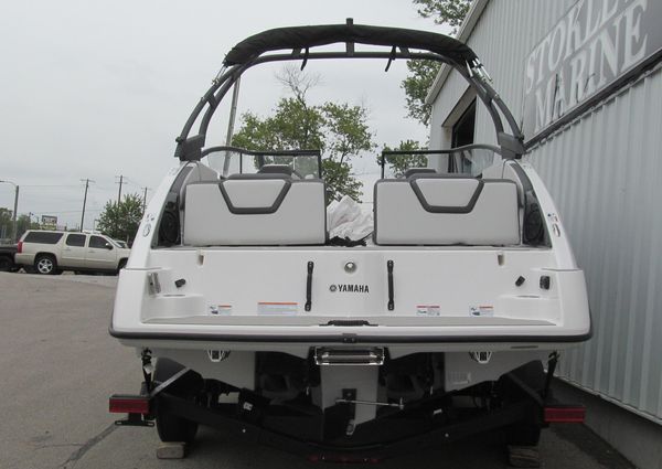 Yamaha-boats AR250 image