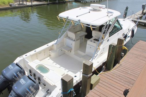 Pursuit 335 Offshore image