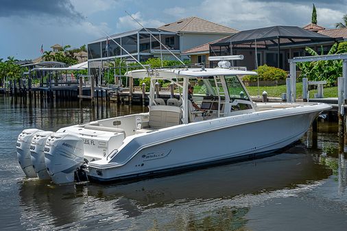 Boston-whaler 380-OUTRAGE image