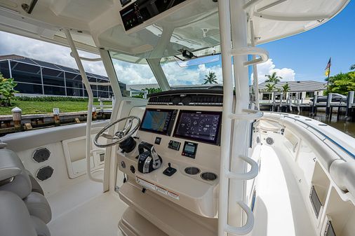 Boston Whaler 380 Outrage image