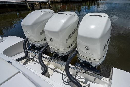 Boston-whaler 380-OUTRAGE image