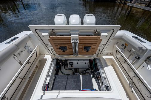 Boston Whaler 380 Outrage image