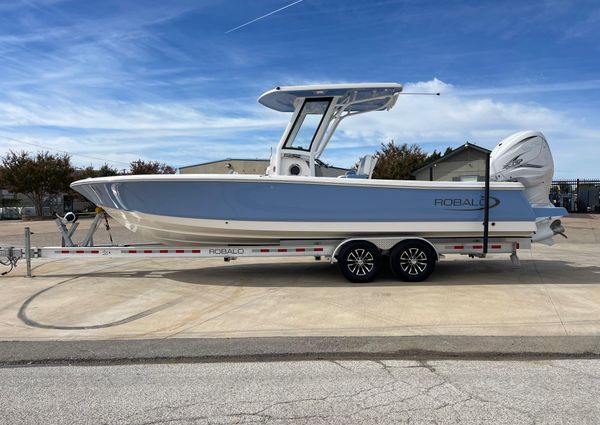 Robalo 266-CAYMAN image