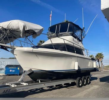 Skipjack 30 Flying Bridge image