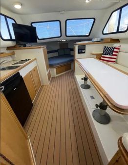 Skipjack 30 Flying Bridge image