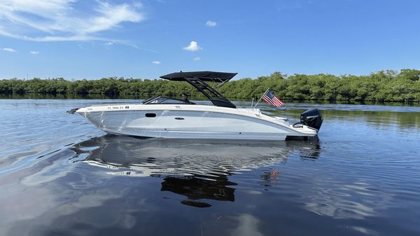 Sea Ray 270 SDX-OB 