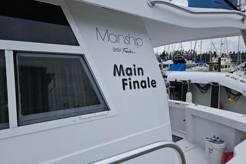 Mainship 350 Trawler image