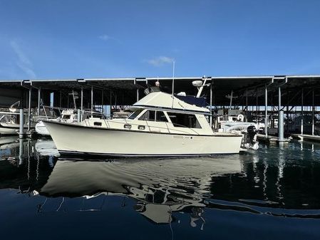 Tollycraft 37-CONVERTIBLE image