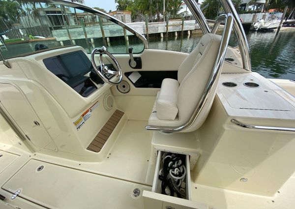 Chris-Craft Calypso 24 image