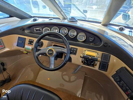 Carver 570 Voyager Pilothouse image