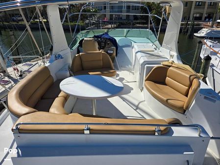 Carver 570 Voyager Pilothouse image