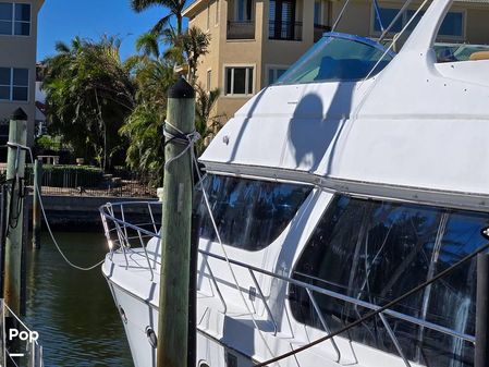 Carver 570 Voyager Pilothouse image