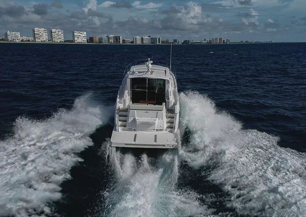 Cruisers Yachts 50 Cantius image