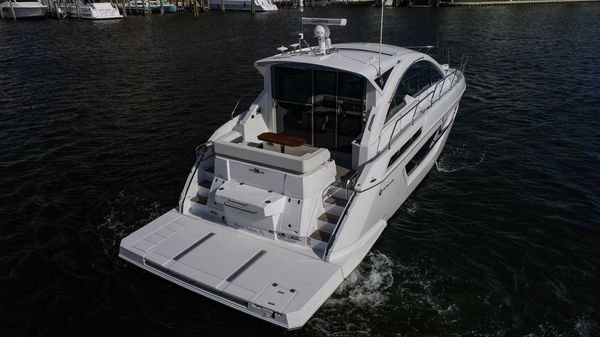 Cruisers Yachts 50 Cantius image