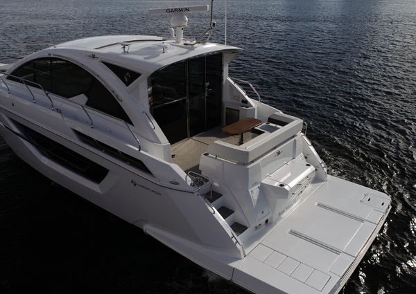 Cruisers Yachts 50 Cantius image