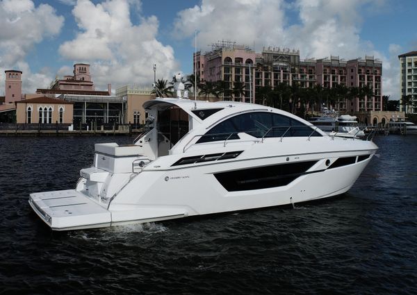 Cruisers Yachts 50 Cantius image