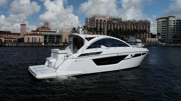 Cruisers Yachts 50 Cantius image