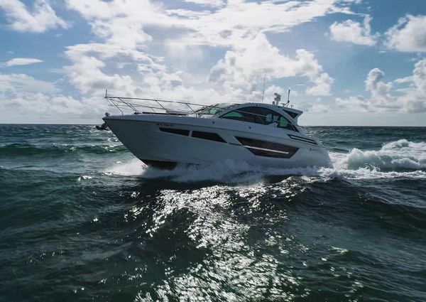 Cruisers Yachts 50 Cantius image