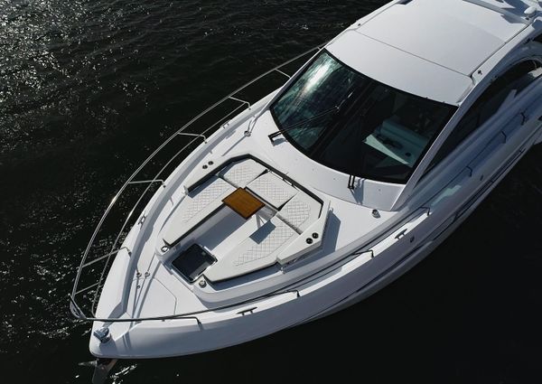 Cruisers Yachts 50 Cantius image