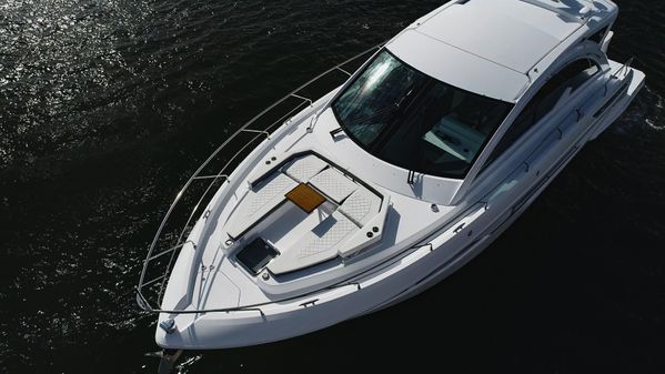 Cruisers Yachts 50 Cantius image