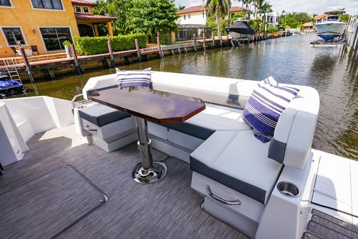 Cruisers Yachts 50 Cantius image