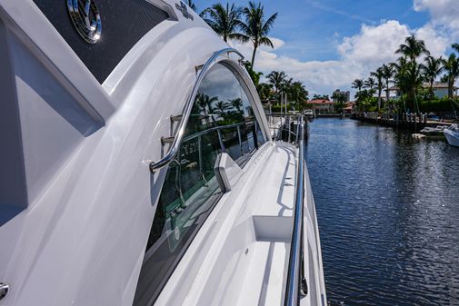 Cruisers Yachts 50 Cantius image