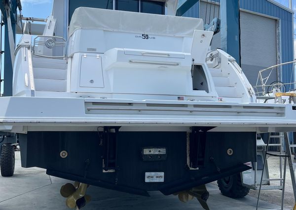 Cruisers Yachts 50 Cantius image