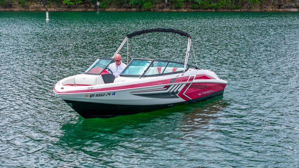 Regal 2000-ESX-BOWRIDER image