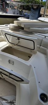 Boston Whaler 330 Outrage image