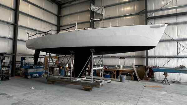 J Boats 105