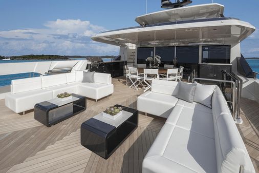 Ocean Alexander 35R image