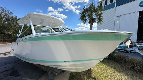 Blackfin 272 DC