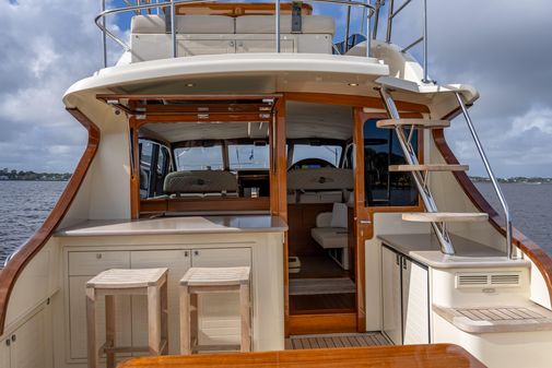 Palm Beach Motor Yachts PB50 Flybridge image